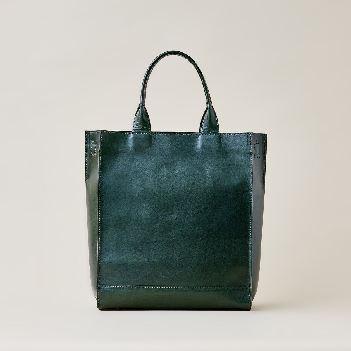 trace tote L / co24sstt030 / D.Veal KIP leather – cornelian