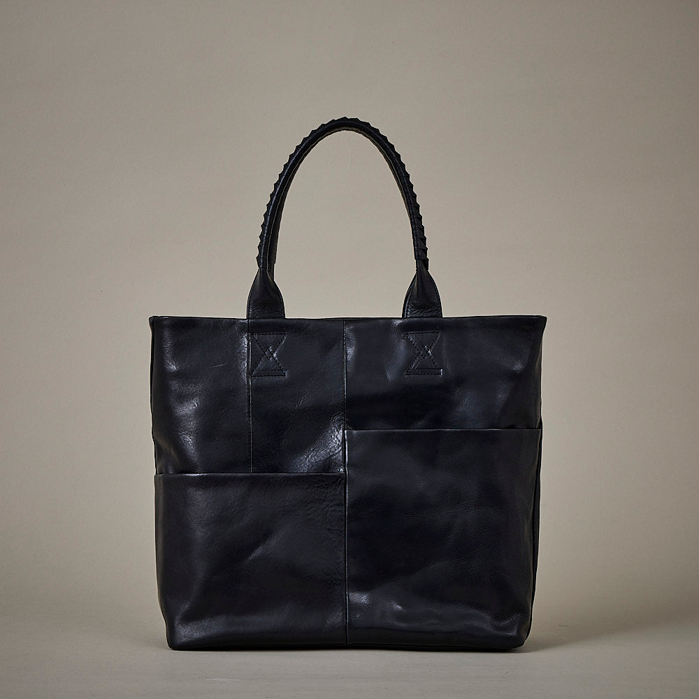 parallel tote MP / co22fwptm020 / cow leather – cornelian taurus 